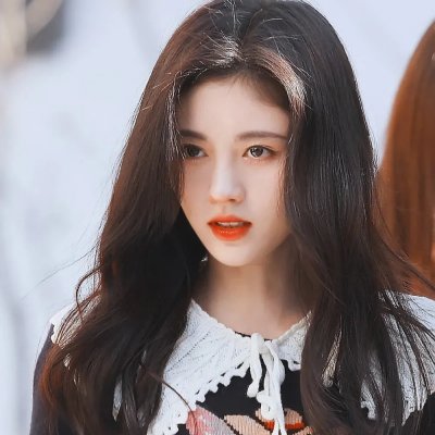 明天我会醒来用茶水烫伤自己